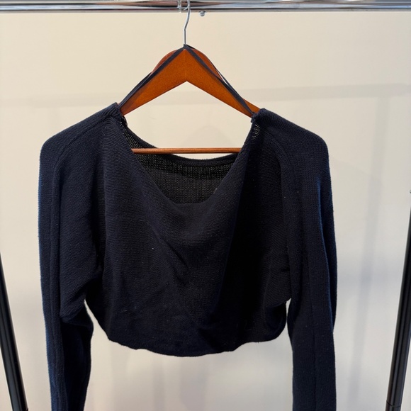 Cropped off the shoulder sweater - Picture 2 of 2